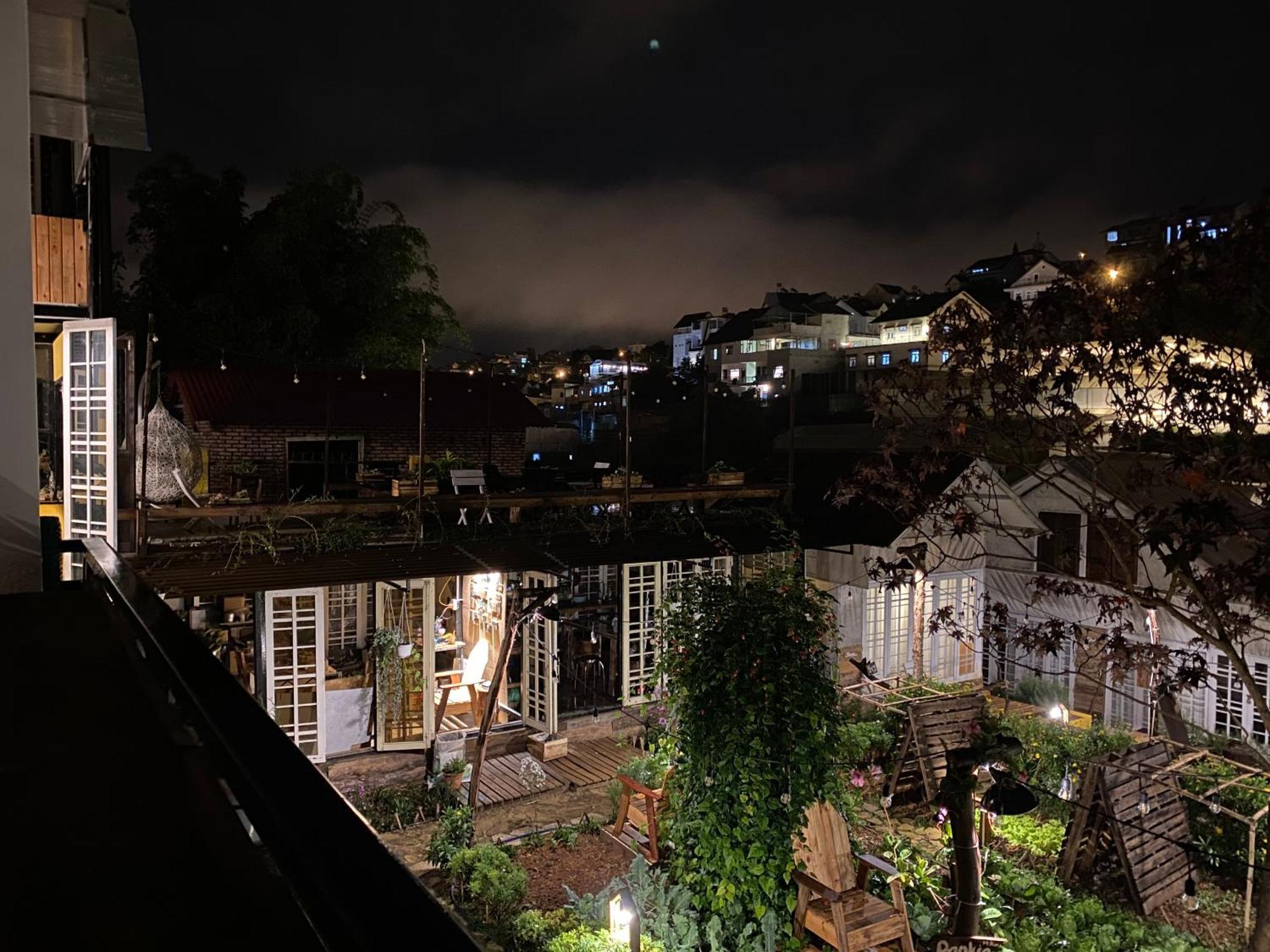 Apartamento The Burrow Dalat Exterior foto